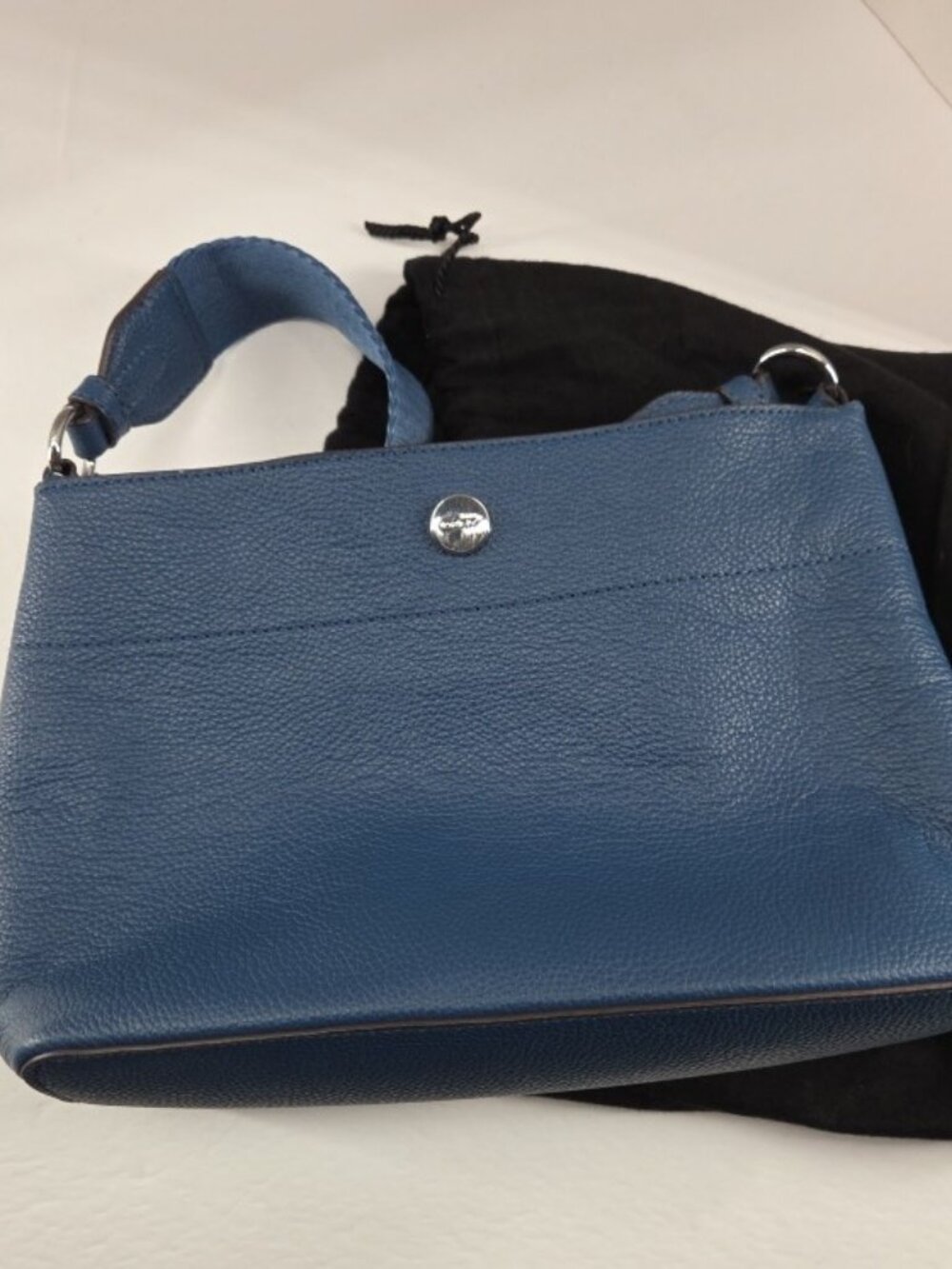 DKNY Winston Crossbody Bag Womens Small Blue Leather Adjustable Strap Dust Bag